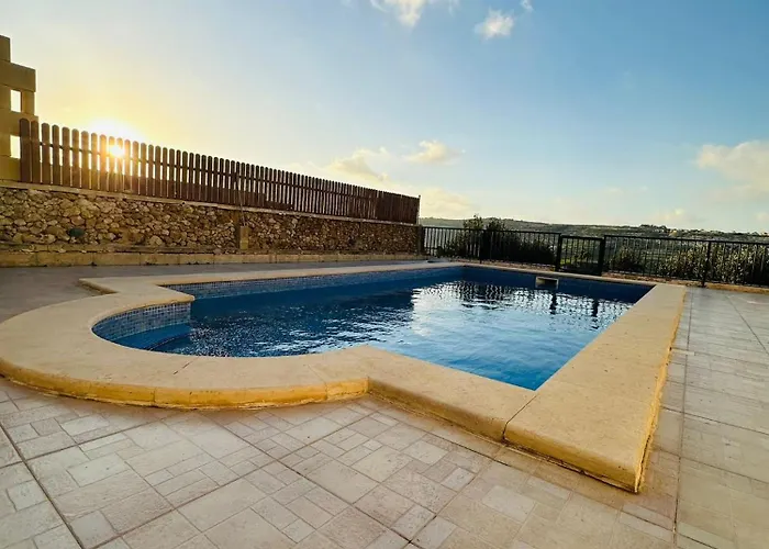 Wardina Maisonette Tatil Evi Munxar